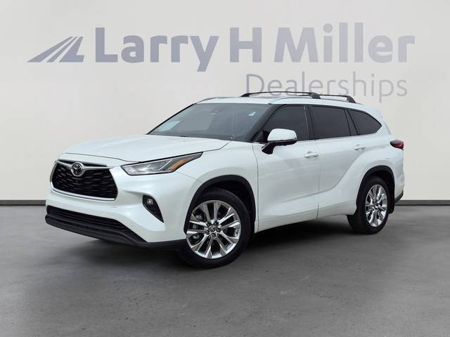 2023 Toyota Highlander L AWD photo