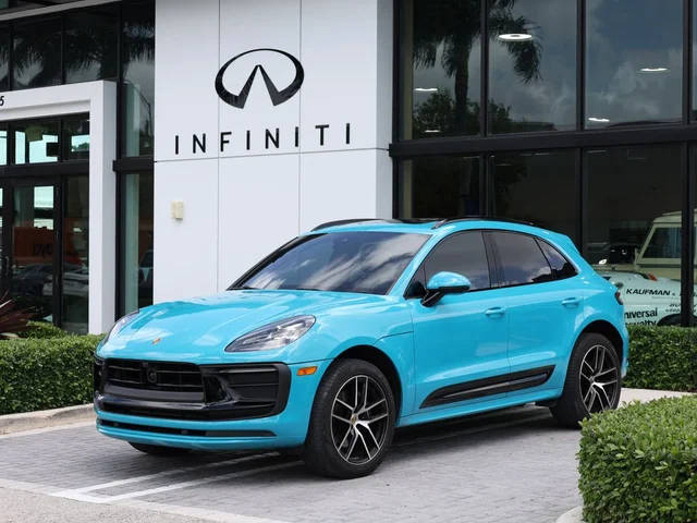 2023 Porsche Macan T AWD photo