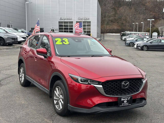 2023 Mazda CX-5 2.5 S Preferred Package AWD photo