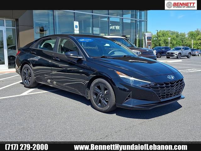 2023 Hyundai Elantra SEL FWD photo