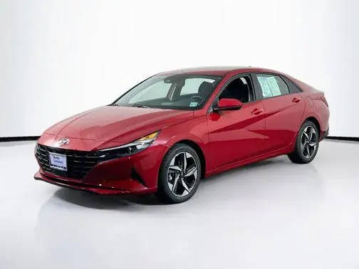 2023 Hyundai Elantra SEL FWD photo