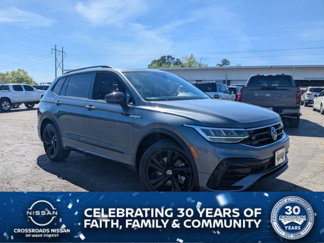 2023 Volkswagen Tiguan SE R-Line Black AWD photo