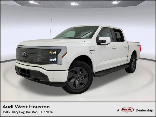 2023 Ford F-150 Lightning LARIAT AWD photo