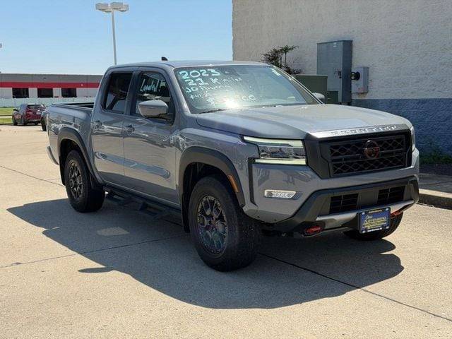 2023 Nissan Frontier PRO-4X 4WD photo