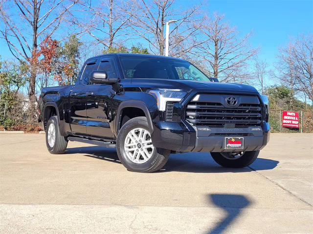 2023 Toyota Tundra SR5 4WD photo