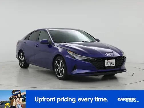 2023 Hyundai Elantra SEL FWD photo