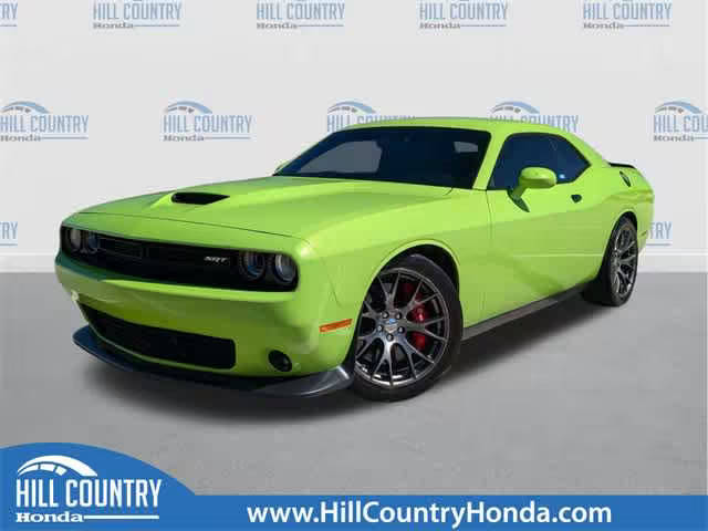 2015 Dodge Challenger SRT 392 RWD photo