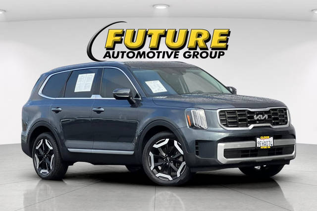 2023 Kia Telluride S AWD photo