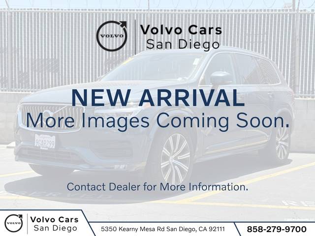 2023 Volvo XC90 Core AWD photo