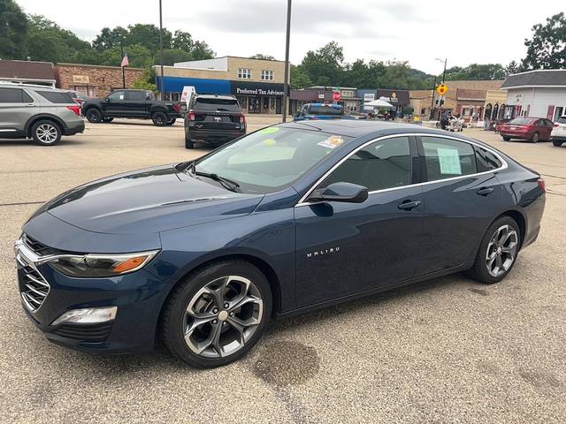 2020 Chevrolet Malibu LT FWD photo