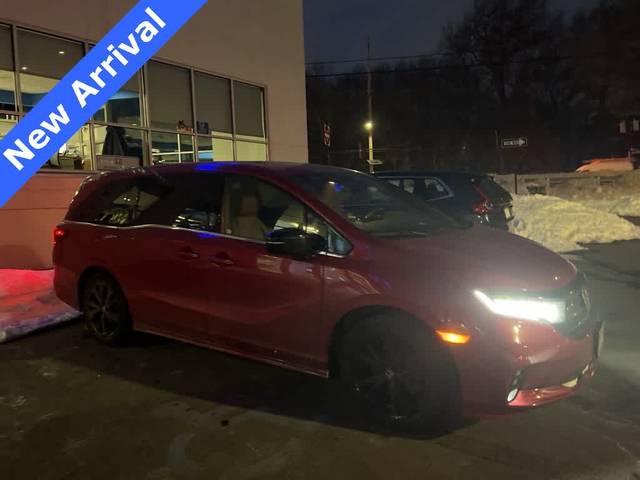 2023 Honda Odyssey Sport FWD photo
