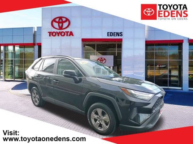 2022 Toyota RAV4 XLE AWD photo