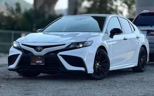 2022 Toyota Camry Hybrid Nightshade FWD photo