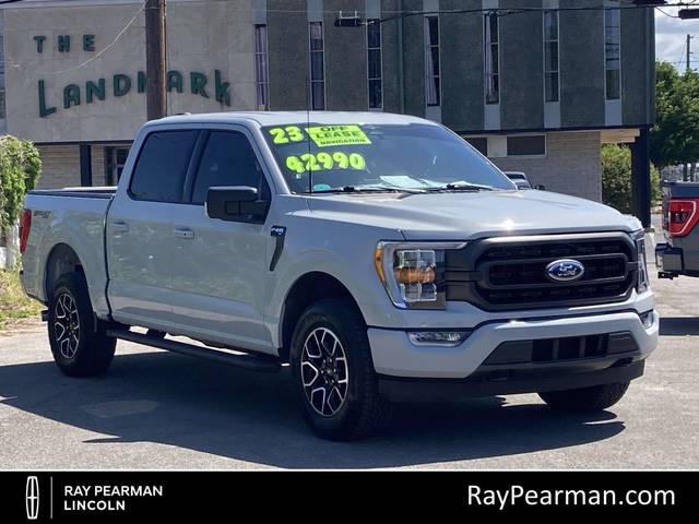 2023 Ford F-150 XLT 4WD photo