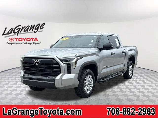 2023 Toyota Tundra SR5 4WD photo