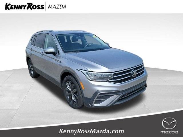 2023 Volkswagen Tiguan SE AWD photo