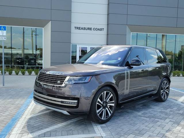 2023 Land Rover Range Rover SE AWD photo