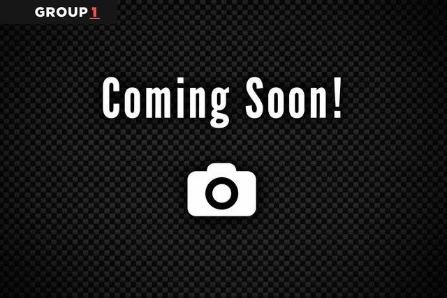 2023 Porsche Macan  AWD photo