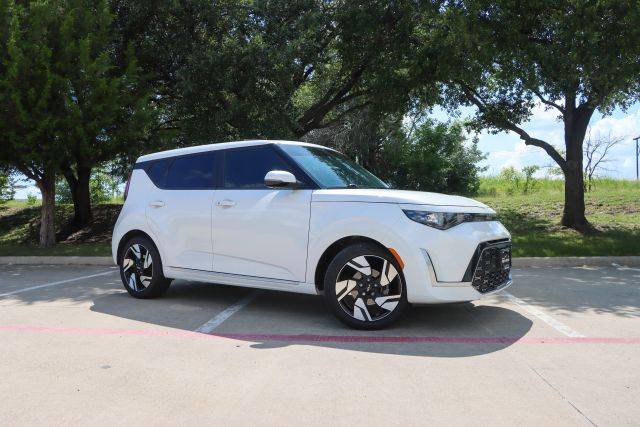 2023 Kia Soul GT-Line FWD photo