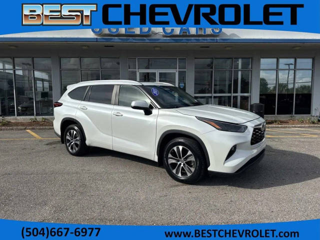 2023 Toyota Highlander L FWD photo