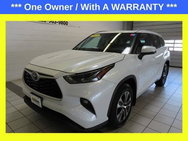 2023 Toyota Highlander XLE FWD photo