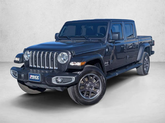 2023 Jeep Gladiator Overland 4WD photo
