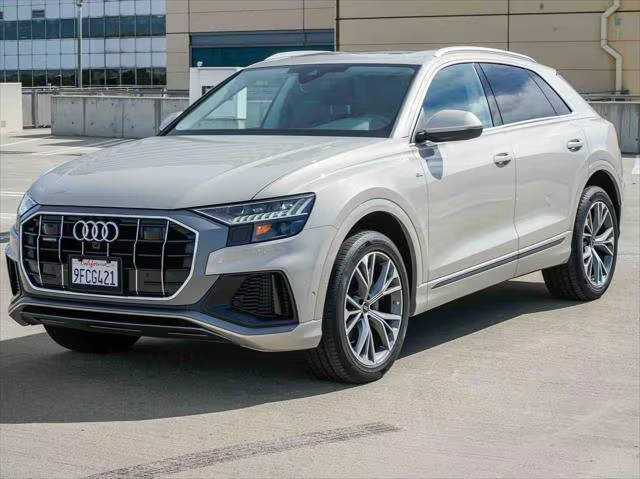 2023 Audi Q8 Premium Plus AWD photo