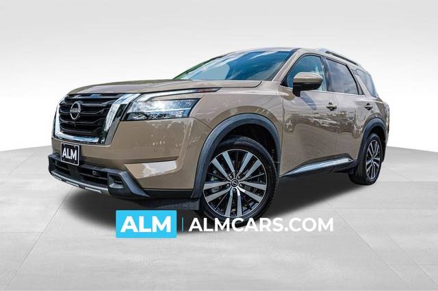 2023 Nissan Pathfinder Platinum FWD photo