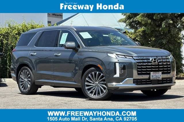 2023 Hyundai Palisade Calligraphy FWD photo