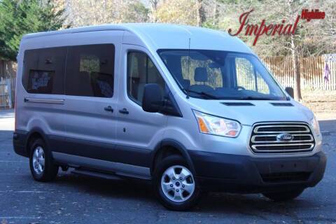 2017 Ford Transit Passenger Wagon XLT RWD photo