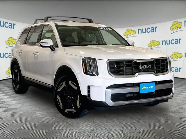 2023 Kia Telluride S AWD photo