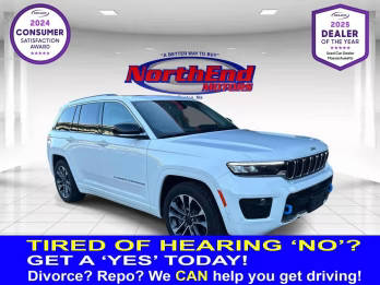 2022 Jeep Grand Cherokee Overland 4WD photo