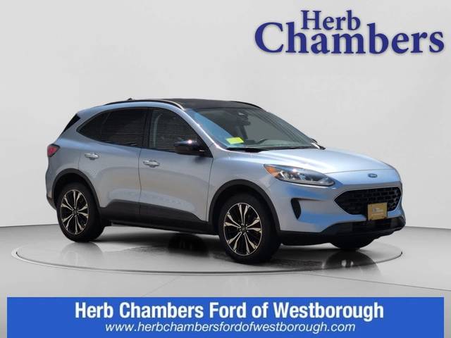 2022 Ford Escape SE AWD photo