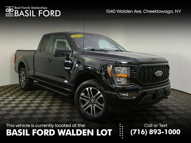 2023 Ford F-150 XL 4WD photo