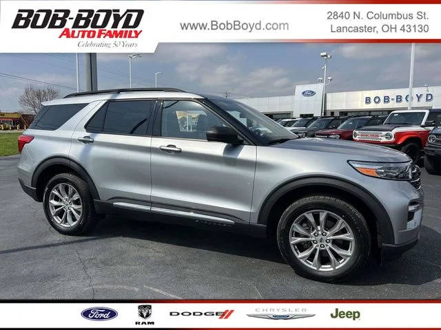 2022 Ford Explorer XLT 4WD photo