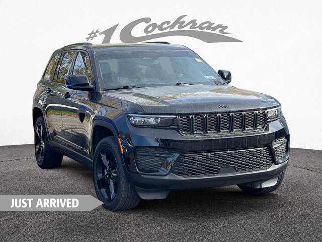 2023 Jeep Grand Cherokee Altitude 4WD photo