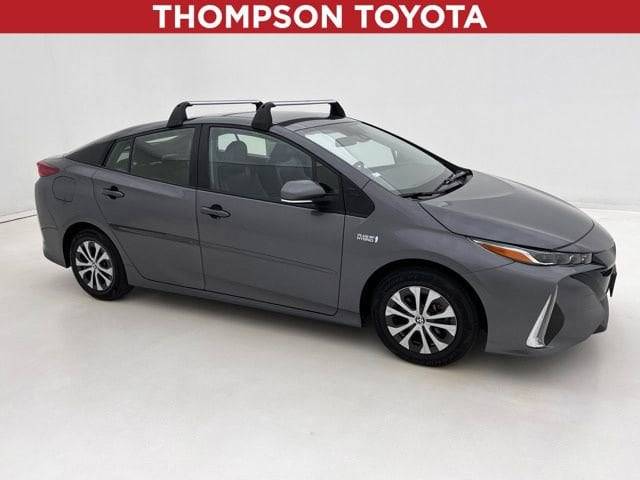 2022 Toyota Prius Prime XLE FWD photo