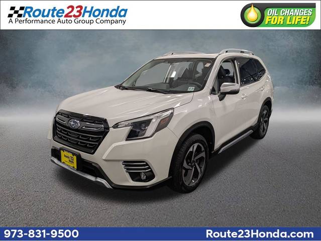 2022 Subaru Forester Touring AWD photo