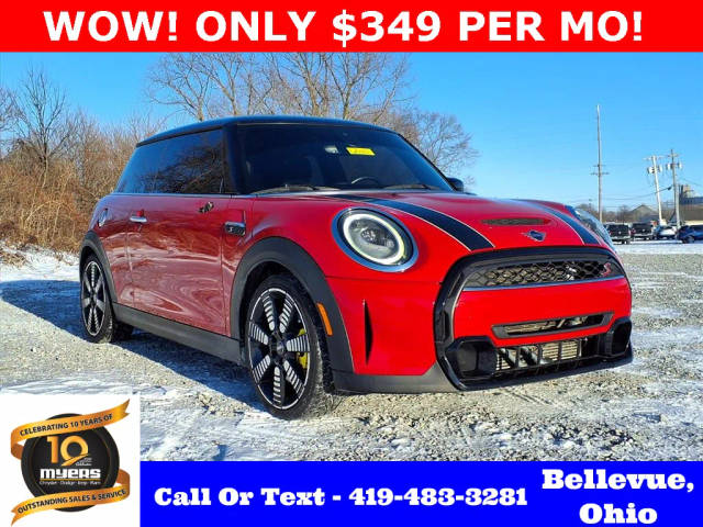 2023 MINI Hardtop 2 Door Cooper S FWD photo