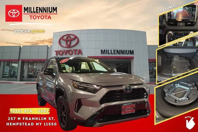 2022 Toyota RAV4 Hybrid XSE AWD photo