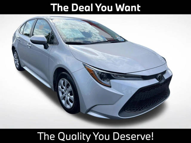 2022 Toyota Corolla LE FWD photo