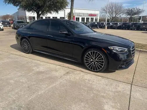 2023 Mercedes-Benz S-Class S 500 AWD photo