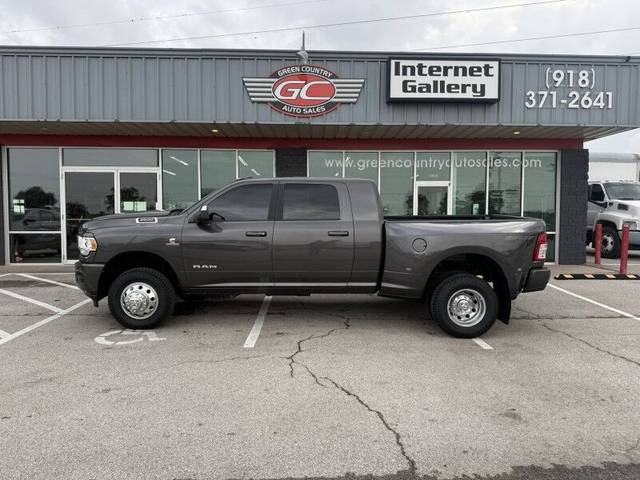 2022 Ram 3500 Lone Star 4WD photo