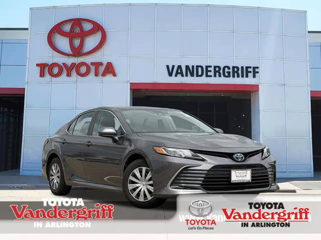 2023 Toyota Camry Hybrid LE FWD photo