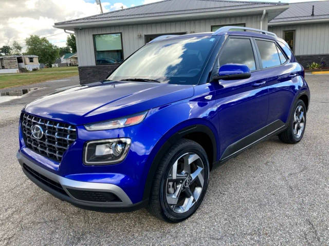 2023 Hyundai Venue SEL FWD photo