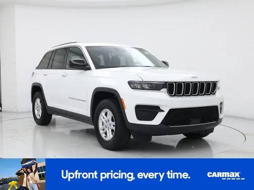 2023 Jeep Grand Cherokee Laredo RWD photo