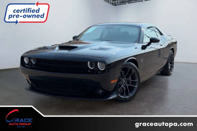 2022 Dodge Challenger R/T Scat Pack RWD photo