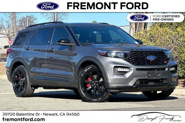 2022 Ford Explorer ST 4WD photo