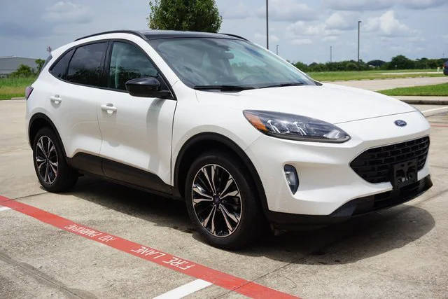 2022 Ford Escape SEL AWD photo