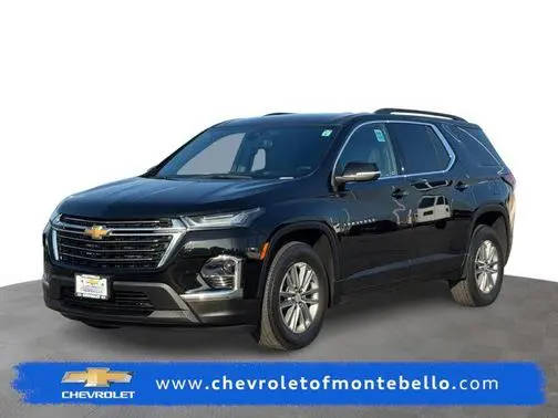 2023 Chevrolet Traverse LT Cloth FWD photo